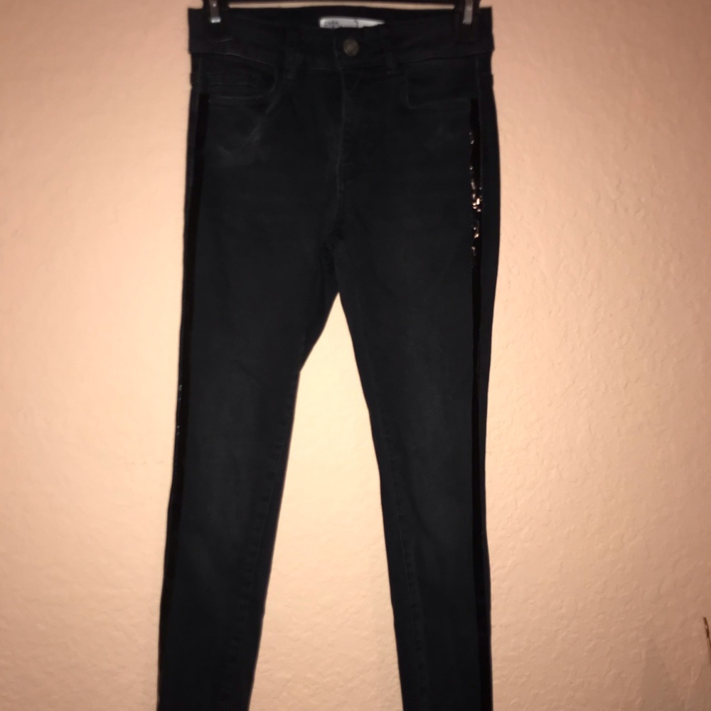 Zara jeans